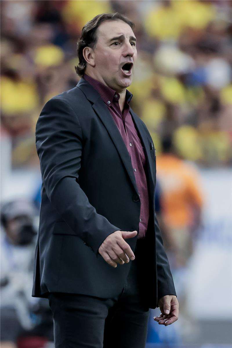 نيستور لورينزو