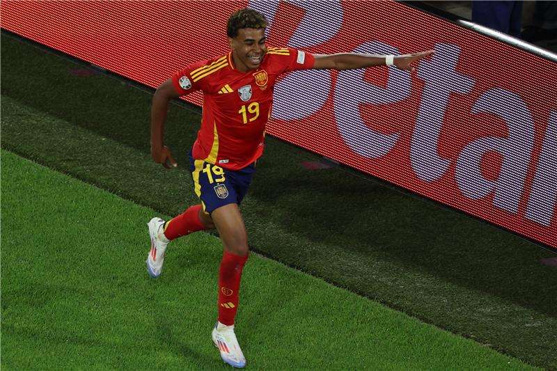 لامين يامال