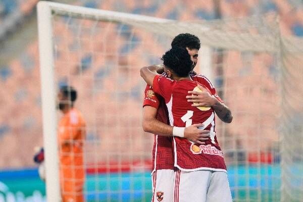 وسام أبو علي وحسين الشحات