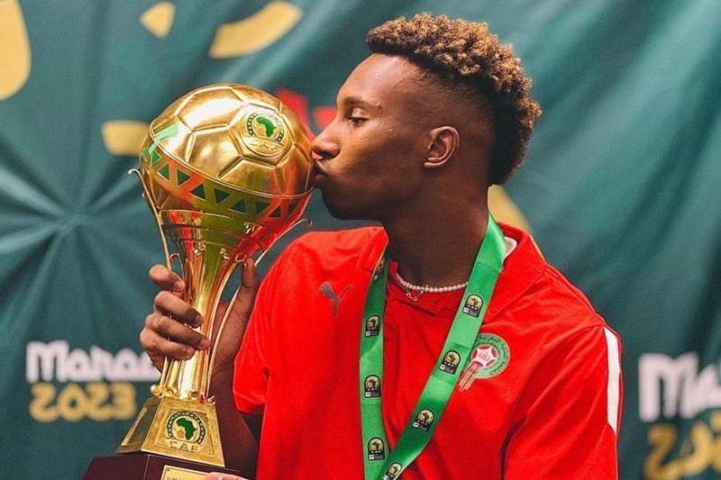 أكرم النقاش