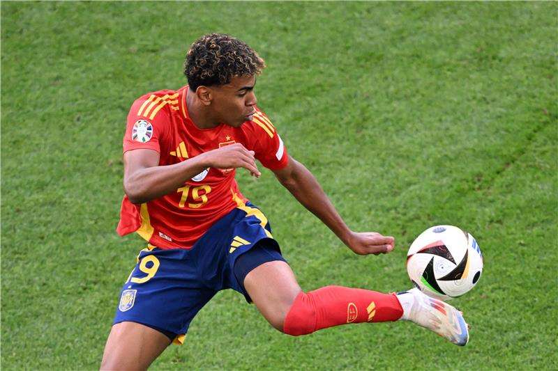 لامين يامال