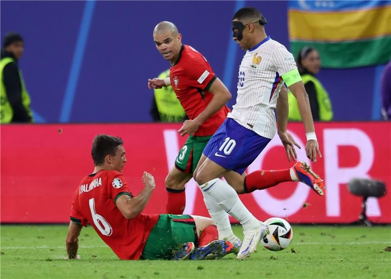 من المواجهة