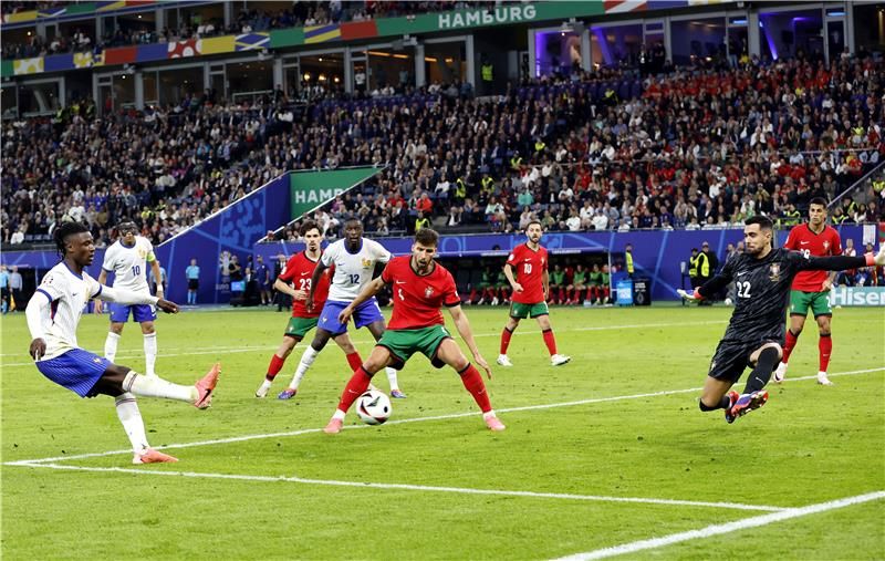 من المواجهة