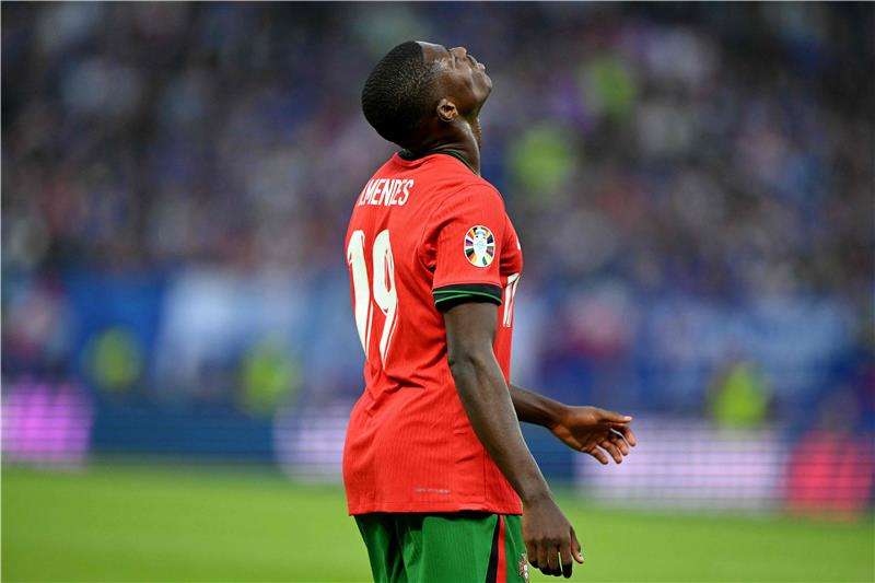 نونو مينديز