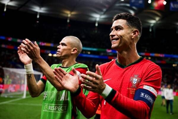 رونالدو وبيبي