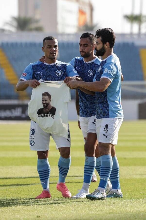 لاعبو بيراميدز