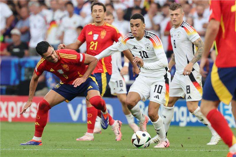 من منافسات البطولة