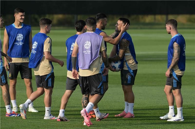 من تدريبات المنتخب