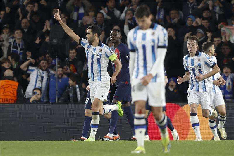 لاعبو سوسيداد