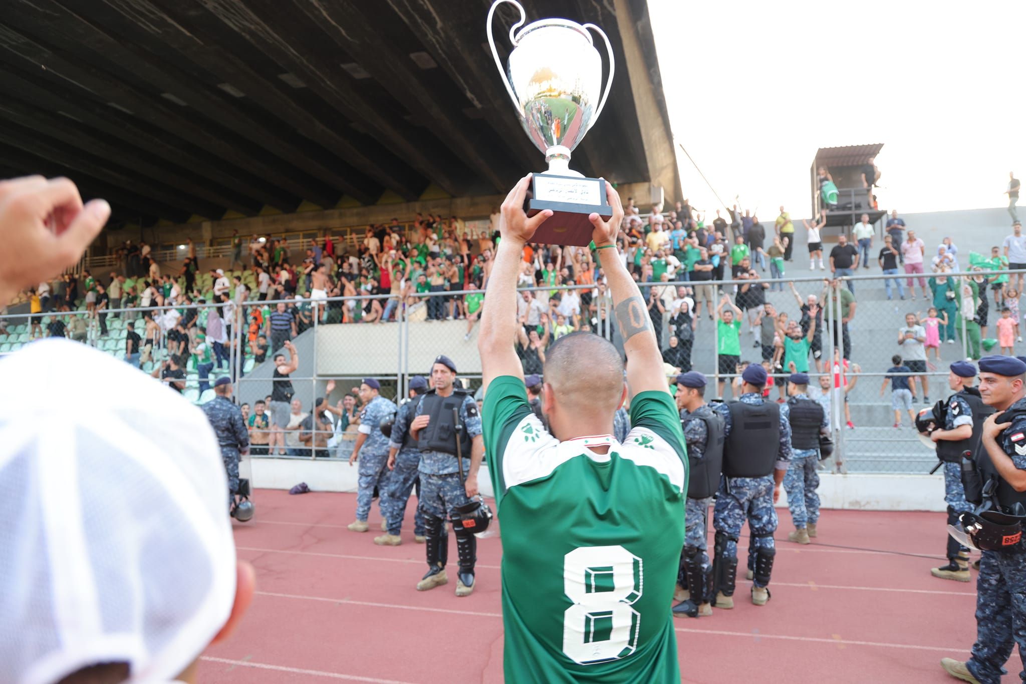 من تتويج الأنصار بكأس لبنان