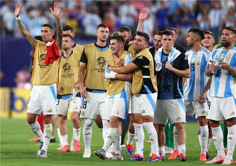 لاعبو الأرجنتين