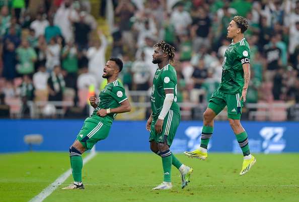 لاعبو أهلي جدة