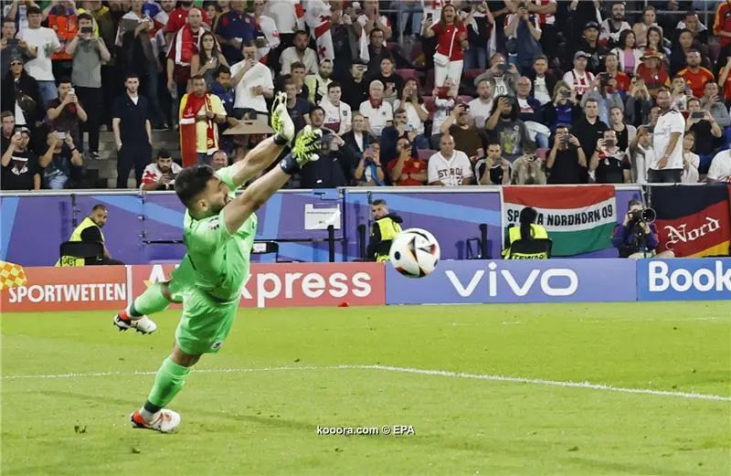 ?i=epa%2fsoccer%2f2024-06%2f2024-06-30%2f2024-06-30-11448825_epa