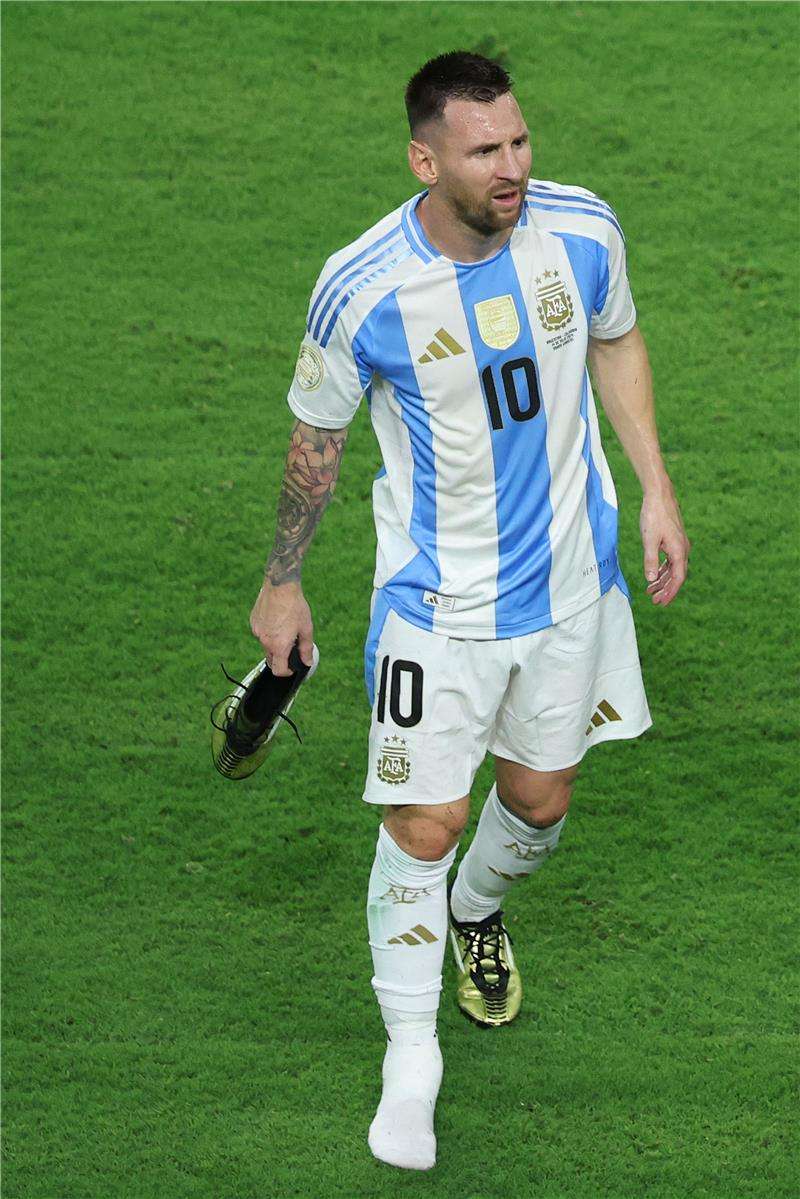 ليونيل ميسي