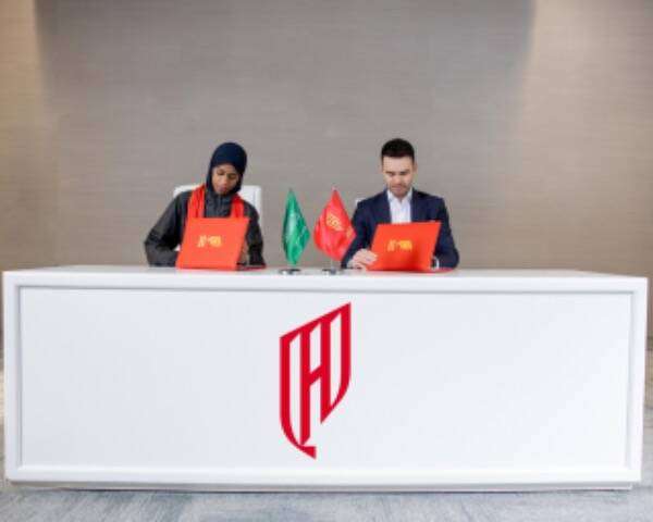 دنيا أبو طالب