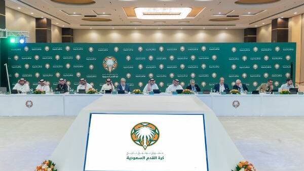 أحد اجتماعات مشروع توثيق الكرة السعودية
