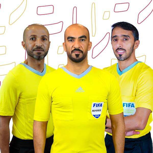 طاقم التحكيم