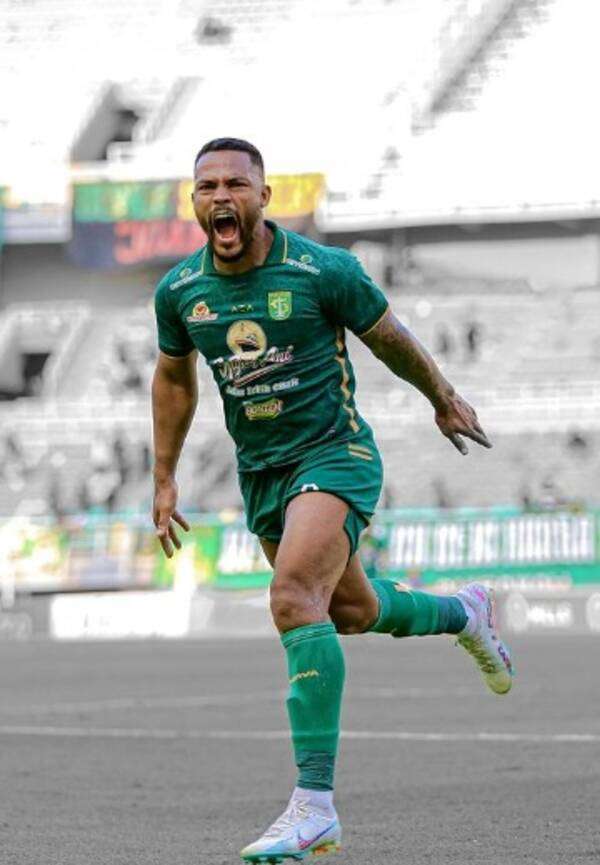 باولو فيكتور