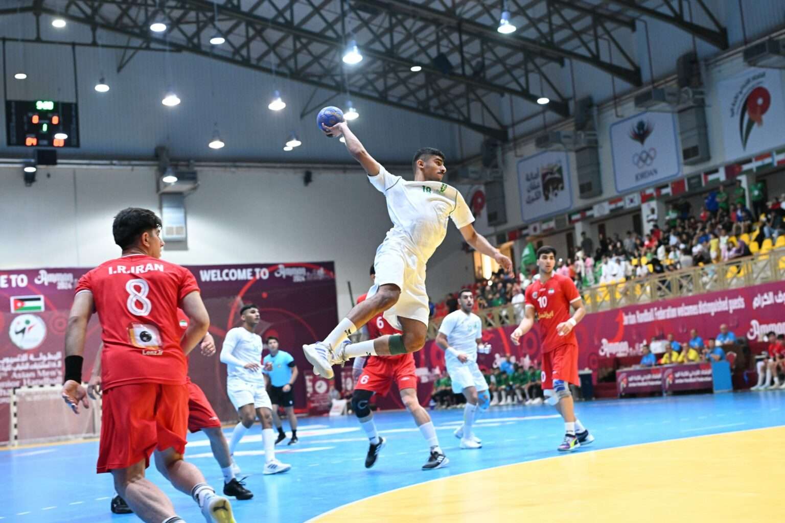 gs3fzmrxgaa3twp-1536x1024