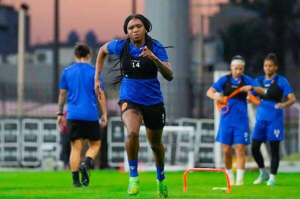 إليزابيث كارابالي