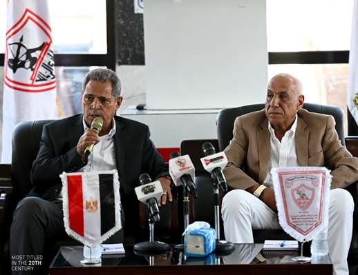 حسين لبيب (يمين)