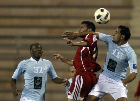 جانب من لقاء الفيصلي والجزيرة الذي انتهى بالتعادل (1-1)