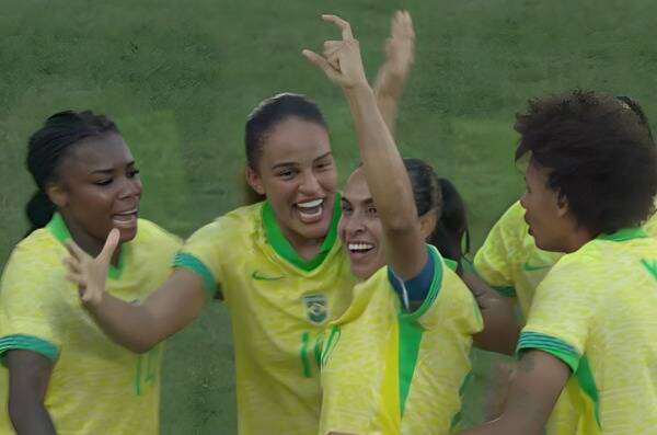 مارتا بعد صناعة الهدف