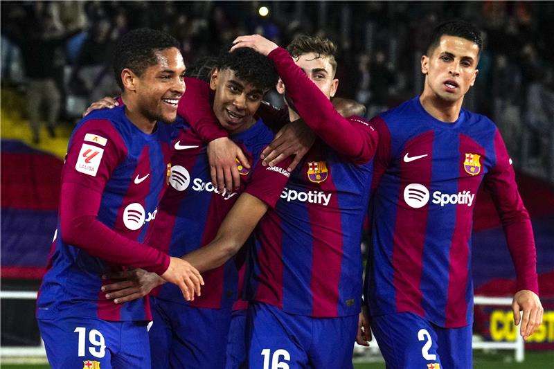 لاعبو برشلونة