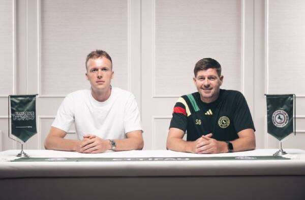 جيرارد مع الحارس الجديد