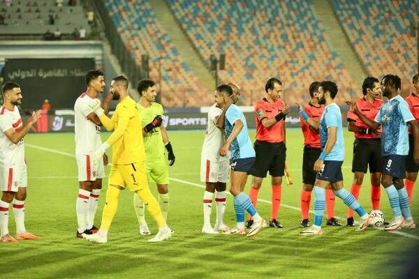 لقاء سابق بين الفريقين