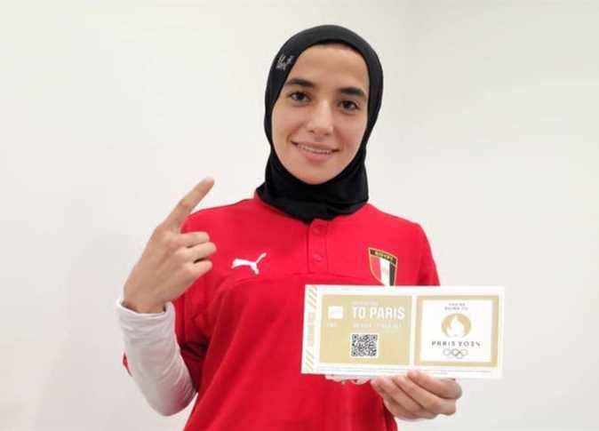 يمنى عياد