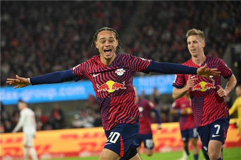 تشافي سيمونز