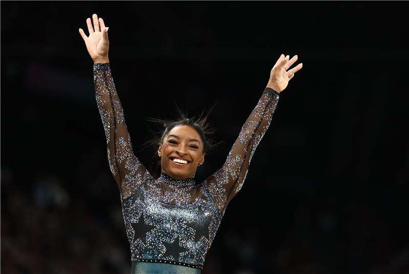 سيمون بايلز