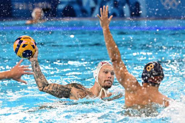 من المواجهة