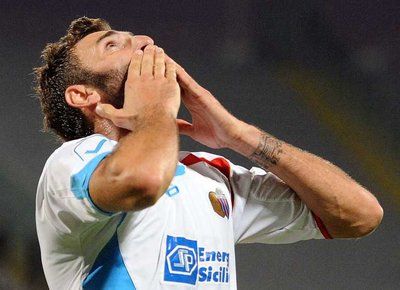 2011-10-22-00000102976806