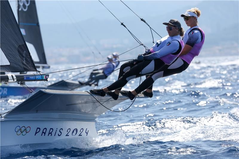 من المنافسات