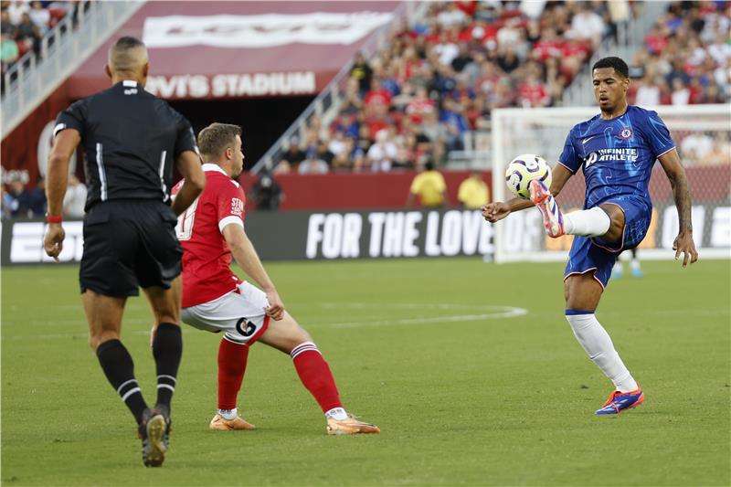 ليفي كولويل