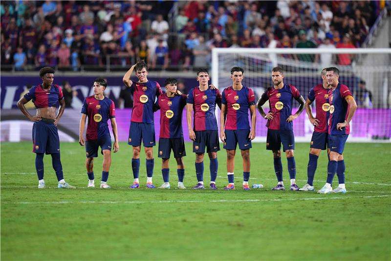 لاعبو برشلونة