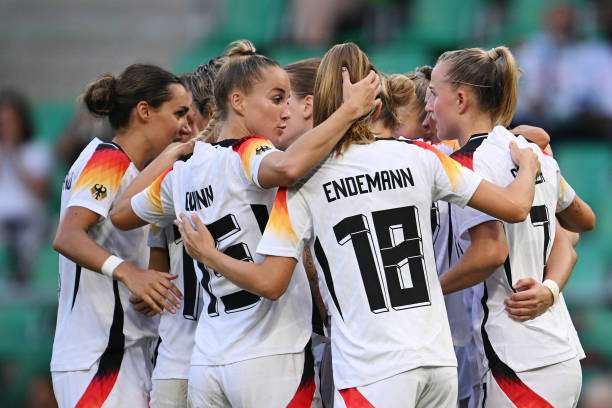 من المواجهة