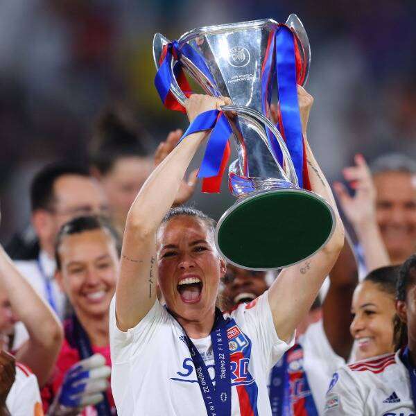 سارا بيورك جونارسدوتير