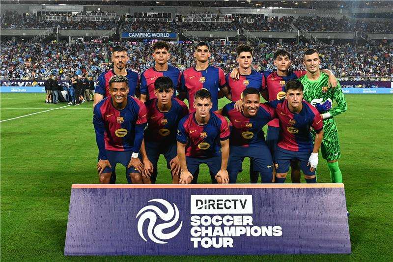 لاعبو برشلونة