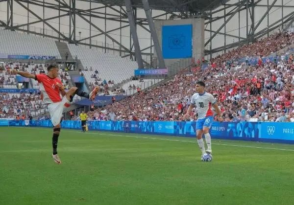 ?i=albums%2fmatches%2f2042182%2f453175301_1069627618122466_6294082209841039966_n