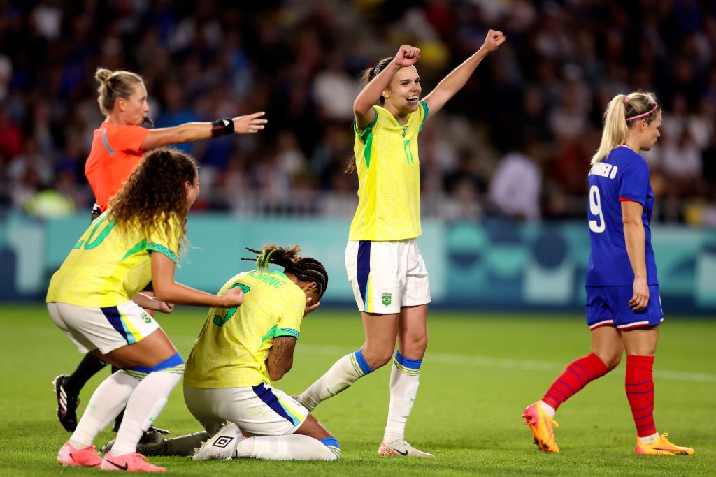 فرحة لاعبات البرازيل