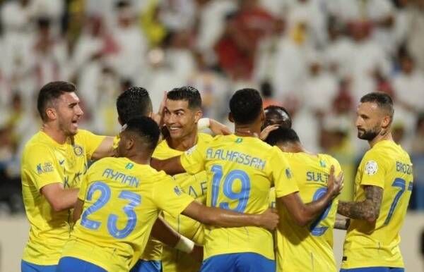 لاعبو النصر السعودي