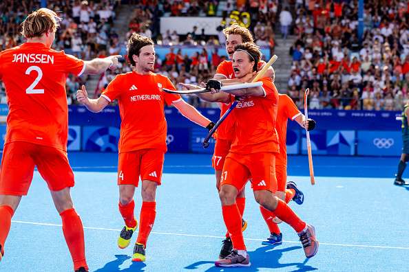 لاعبو هولندا