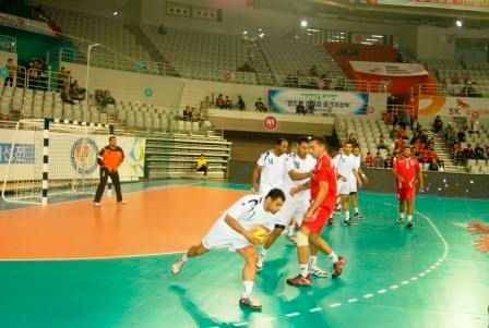 المنتخب السعودي يهزم الأوزبكي 