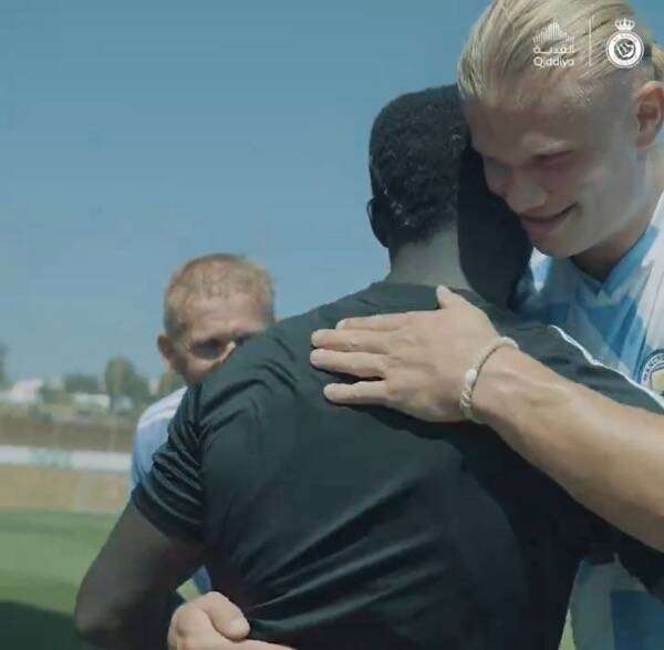 هالاند في تدريبات النصر