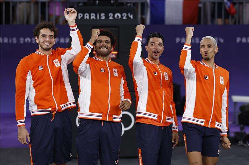 لاعبو منتخب هولندا