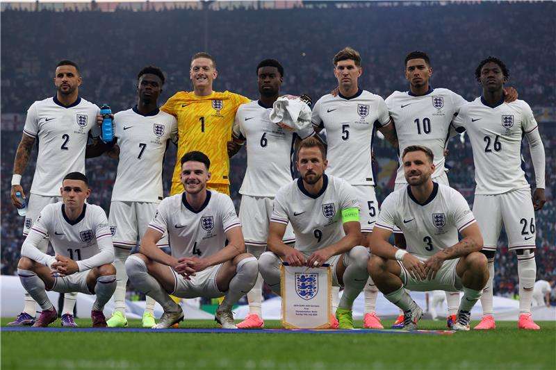 لاعبو منتخب إنجلترا