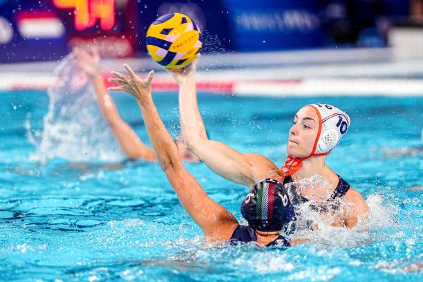 من المواجهة